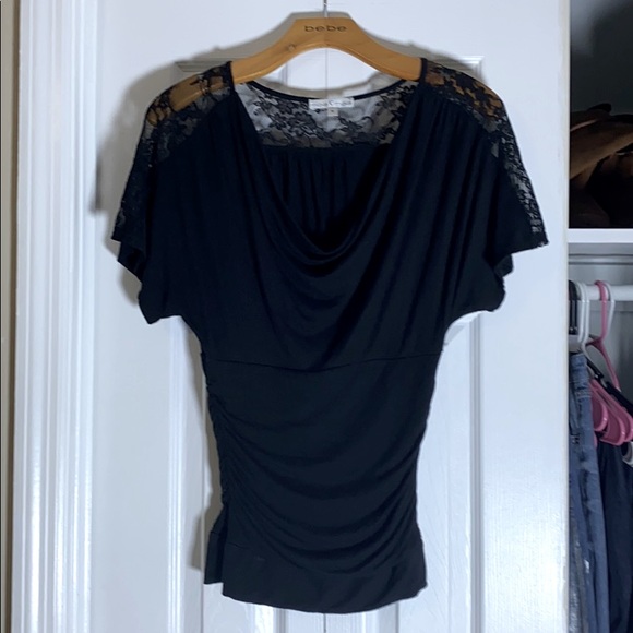 Waist cinching lace stretch top - Picture 2 of 3